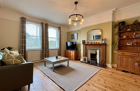 3 bedroom apartment for sale - Gloucester Road, Cheltenham, Gloucestershire, GL51 - Property View 2