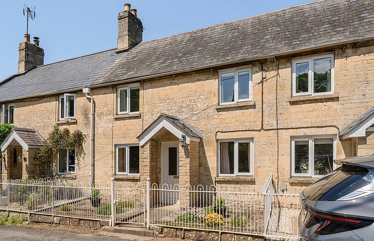 2 bedroom house for sale - Church Row, Shipton Oliffe, Cheltenham, Gloucestershire, GL54 - Property View 1