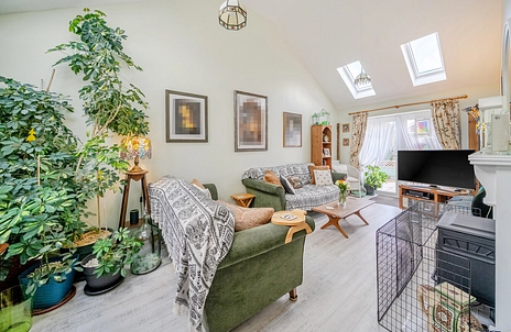 3 bedroom bungalow for sale - Highland Road, Cheltenham, Gloucestershire, GL53 - Property View 2