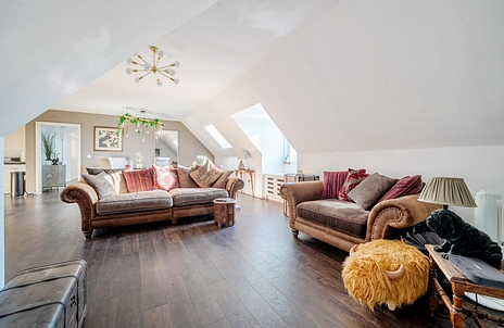 2 bedroom apartment for sale - St. Barbaras Close, Ashchurch, Tewkesbury, Gloucestershire, GL20 - Property View 3