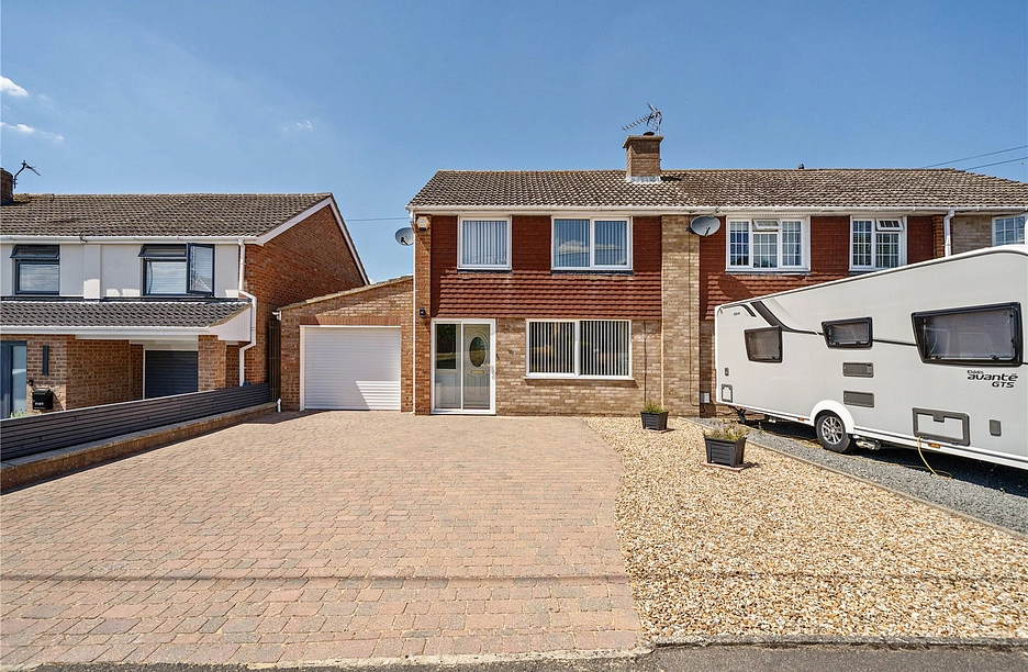 3 bedroom house for sale - Arundel Road, Tewkesbury, Gloucestershire, GL20 - Property View 1