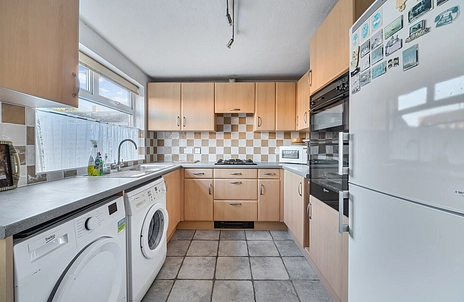 2 bedroom house for sale - Canterbury Leys, Tewkesbury, Gloucestershire, GL20 - Property View 2