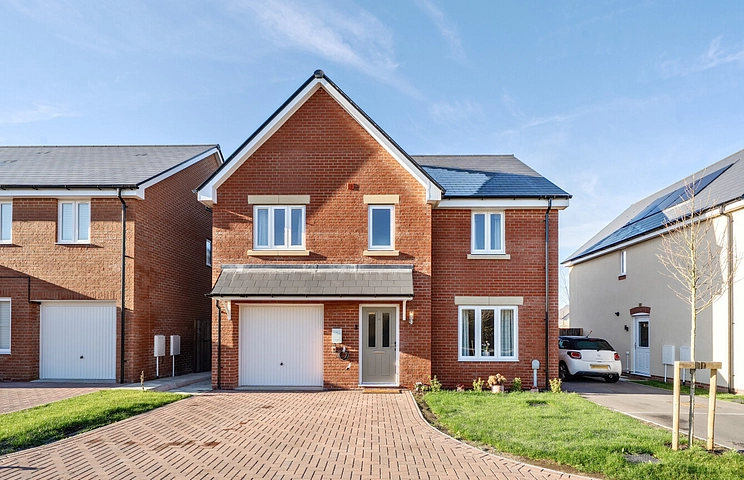 4 bedroom house for sale - Avellana Way, Ashchurch, Tewkesbury, Gloucestershire, GL20 - Property View 1